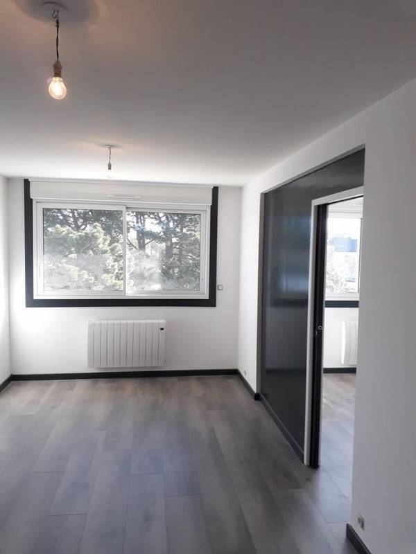 mur blanc salon